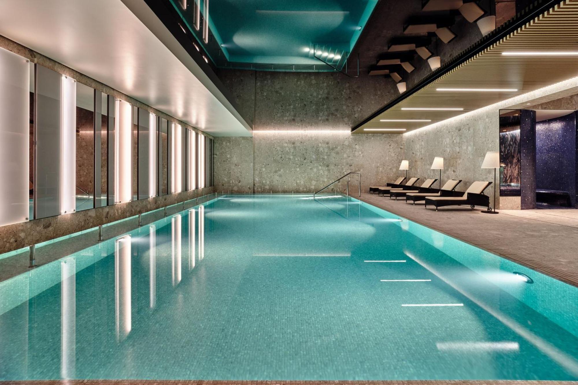 Sheraton Sopot Hotel Kültér fotó The pool at The Standard London